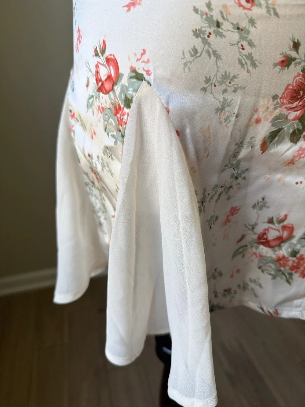 Princess Polly Lucardi Satin Floral Mini Dress - Picture 5 of 9